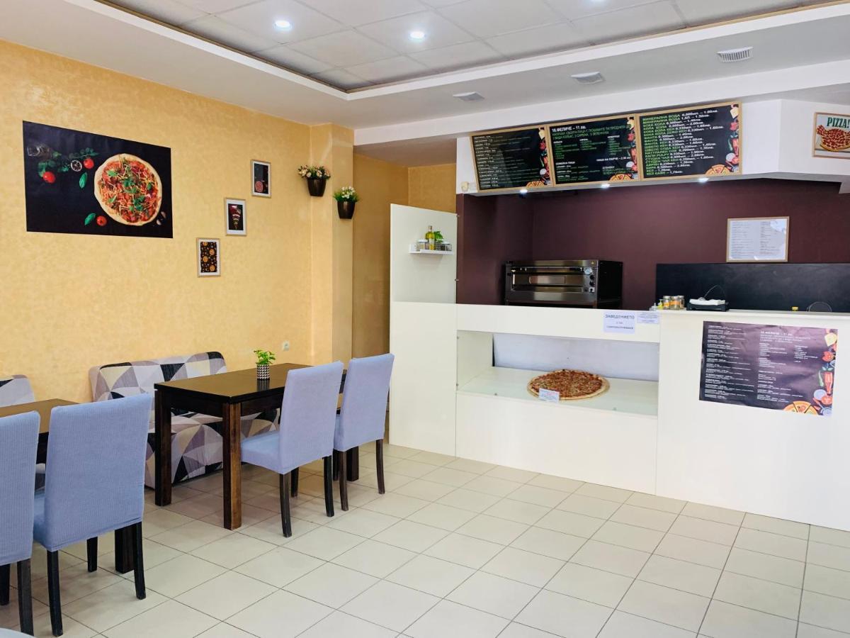 וראצה Hotel Rade 2 מראה חיצוני תמונה