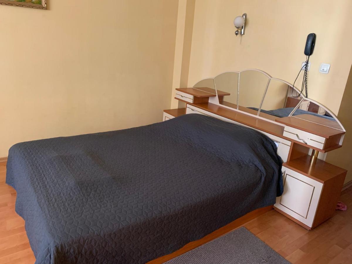 וראצה Hotel Rade 2 מראה חיצוני תמונה
